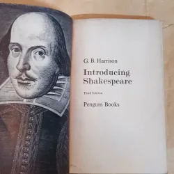 Introducing Shakespeare (Pelican) 1025163