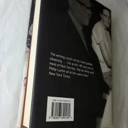 Memoir / Food Writing – Toast: the Story of a Boy's Hunger by Nigel Slater
(Hardcover) 755179