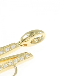 Mặt dây chuyền kim cương chữ M 750YG - Hàng hiệu Authentic 864136