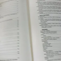 THE MACMILLAN VISUAL DICTIONARY 968636