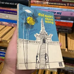 ĐẤT NƯỚC CHÙA VÀNG (XB 1988) 760245