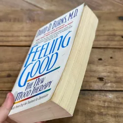 Feeling Good: The New Mood Therapy - David D. Burns 734856