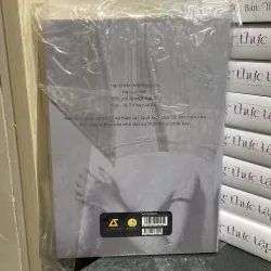 (Trinh thám) - Cô gái may mắn nhất còn sống - Jessica Knoll 990959