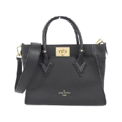 Túi Louis Vuitton On My Side PM M21546