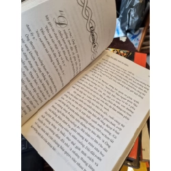 Trên Biển Khơi, Dưới Đá Thẳm - Susan Cooper 358894