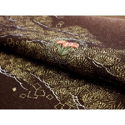 Áo dài thăm viếng với họa tiết vàng và thêu - Hàng hiệu Authentic 877577