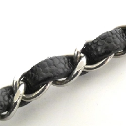 Túi xách chéo Chanel 1113 608535