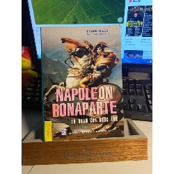 Napoleon Bonaparte Tù Nhân của Nước Anh- Frank Giles- Sách lưu kho mới 95%