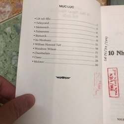 10 đại tướng soái và 10 nhà ngoại giao thế giới(2cuốn) 457357