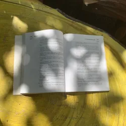 THE MENTAL HEALTH TECHNOLOGY BIBLE  761465