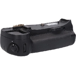 MB-D10 (D700, D300, D300S) - Hàng hiệu Authentic 877100