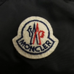 Áo khoác lông vũ MONCLER 643282