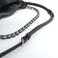 Túi xách vai Louis Vuitton Mahina Bella M57070 611989