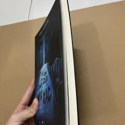 Bí ẩn sau cánh cửa nhà xác 977267