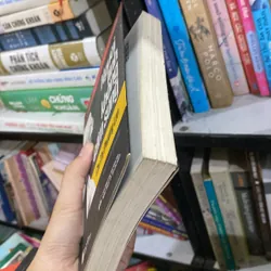 Người lính không cầm súng  567837