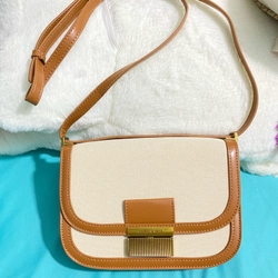 Túi Charles & Keith đeo chéo 20cm 461788