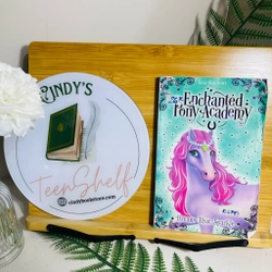 [Sách 2hand từ US] Like new 90% -  Enchanted Pony Academy: Dreams That Sparkle