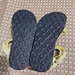 Pass đôi Sandal chính hãng của Teva size 38 4551