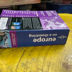 EUROPE ON A SHOESTRING - BIG TRIP ON SMALL BUDGETS 543375
