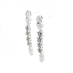 K18WG Bông tai kim cương hình trái tim và hoa - Hàng hiệu Chính hãng 869584