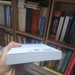 Sách Kiến - The #1 Bestseller của Leonard Weber 795966