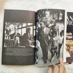 An Outline on American History + Economy + Literature (3 cuốn) 526904