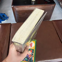 Âm Phủ (Tunnels) – Roderick Gordon & Brian Williams -K2 994595