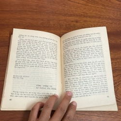 II Sách Danh Nhân: Một Giờ Với Đồng Chí Hồ Chí Minh - Lê Khánh Soa - 1985 503136