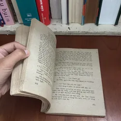 II Sách Xưa: Bão Táp (Tiểu Thuyết) - Trần Quốc Khải - 1989 605232