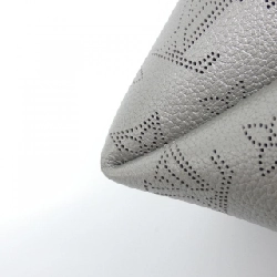 Túi xách vai Louis Vuitton Mahina Bella M21008 610956