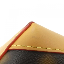 Louis Vuitton Đây Không Phải Là Monogram Hobo Cruiser PM M46241 Túi Đeo Vai 608995