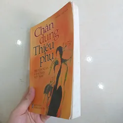Chân dung thiếu phụ 📚 597498