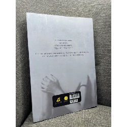 Cô gái may mắn nhất còn sống Jessica Knoll 2019 mới 80% HPB1704 351596