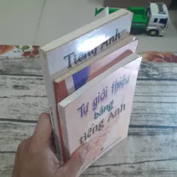 3 cuốn sách học phát âm và nói tiếng Anh: Giới thiệu và Phỏng vấn 591690