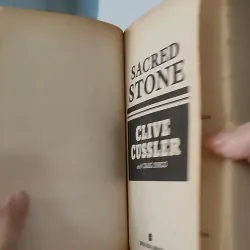Sacred Stone - Clive Cussler & Craig Dirgo 1027192
