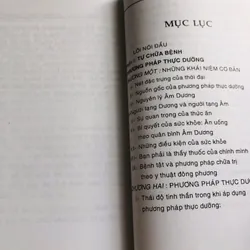 TỰ CHỮA BỆNH BẰNG YOGA VÀ THỰC DƯỠNG 601967