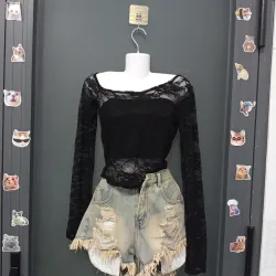 Thanh lí quần áo 748534