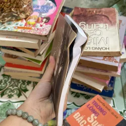 Nơi ấy của tác giả Nguyễn Hoàn 1041482