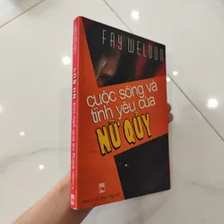 Cuộc sống và tình yêu của nữ quỷ 592428