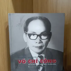Chủ tịch hội đồng nhà nước Võ Chí Công sách ảnh