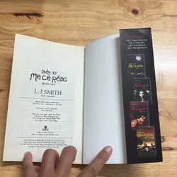 II Tựa sách: Nhật Ký Ma Cà Rồng _ Cuộc Chiến (Tập2) - L.J. SMITH - 2010 686763