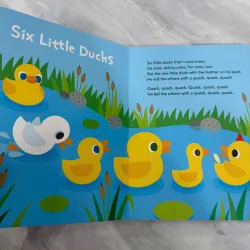 Sách nhạc tiếng anh super simple songs - Baby Bumble Bee gồm 10 bài hát tiếng anh 969835