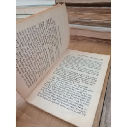 Chuyện các bà trong cung Nguyễn - Nguyễn Đắc Xuân 999471