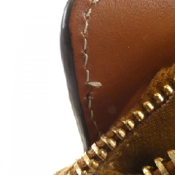 Túi đựng đồ vệ sinh LOCK của Celine 4M1862CZJ - Hàng hiệu chính hãng 770961