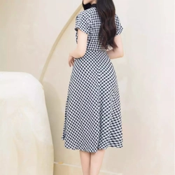 Đầm xoè kẻ ô phối cổ Đức, hãng Helen- size S 550584