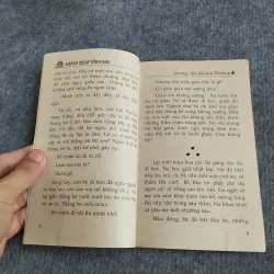 KHÔNG CÙNG TẦNG BAY - DƯƠNG NỮ KHÁNH THƯƠNG 567835