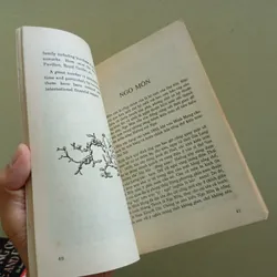 Kiến trúc cố đô huế, sách ngoại văn tiếng Anh, english book, tiểu thuyết  595931