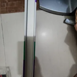 Sách Bơi cùng cá mập mà không bị nuốt chửng mới 90% 522676