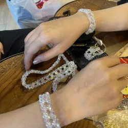 Mình có sẵn vòng tay làm theo yêu cầu  1002390