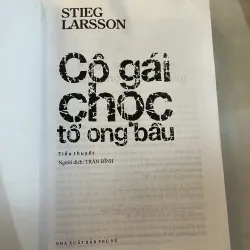 CÔ GÁI CÓ HÌNH XĂM RỒNG, CÔ GÁI CHỌC TỔ ONG BẦU, CÔ GÁI ĐÙA VỚI LỬA - STIEG LARSSON 1036102